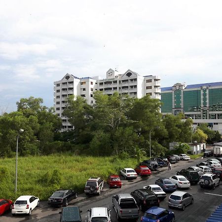 Ez Lodgings Kampong Gadong 外观 照片