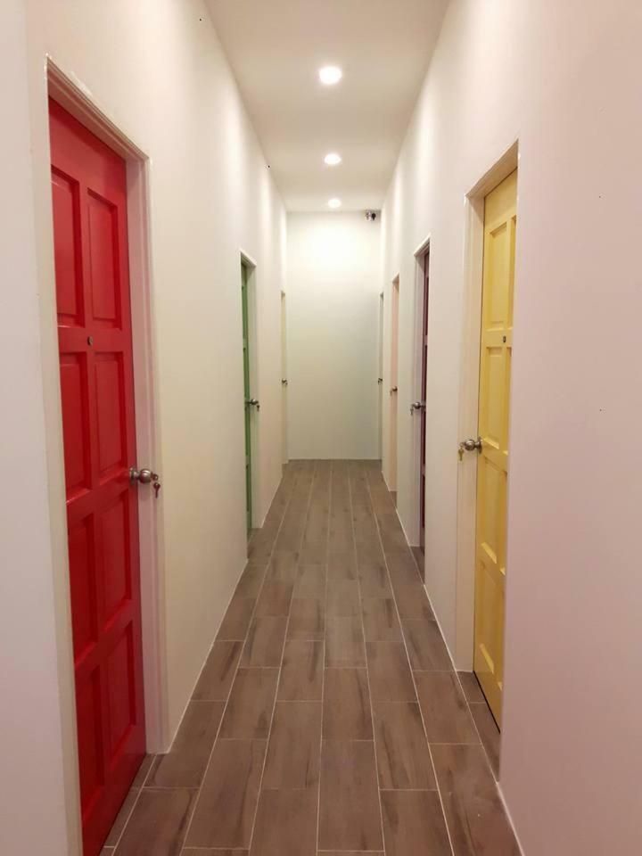 Ez Lodgings Kampong Gadong 外观 照片