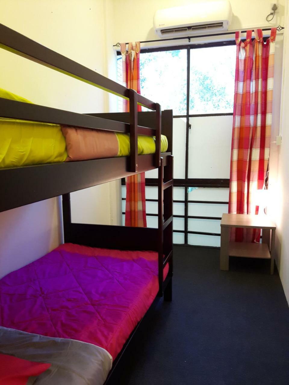 Ez Lodgings Kampong Gadong 外观 照片
