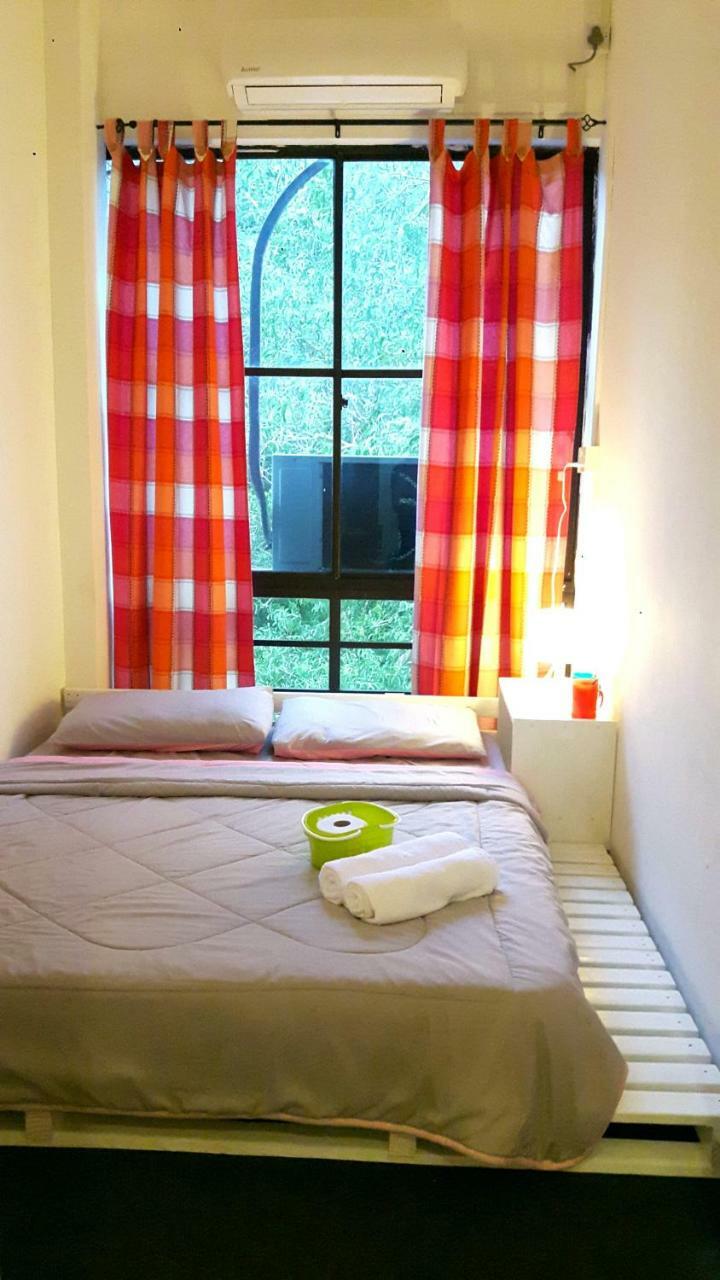 Ez Lodgings Kampong Gadong 外观 照片
