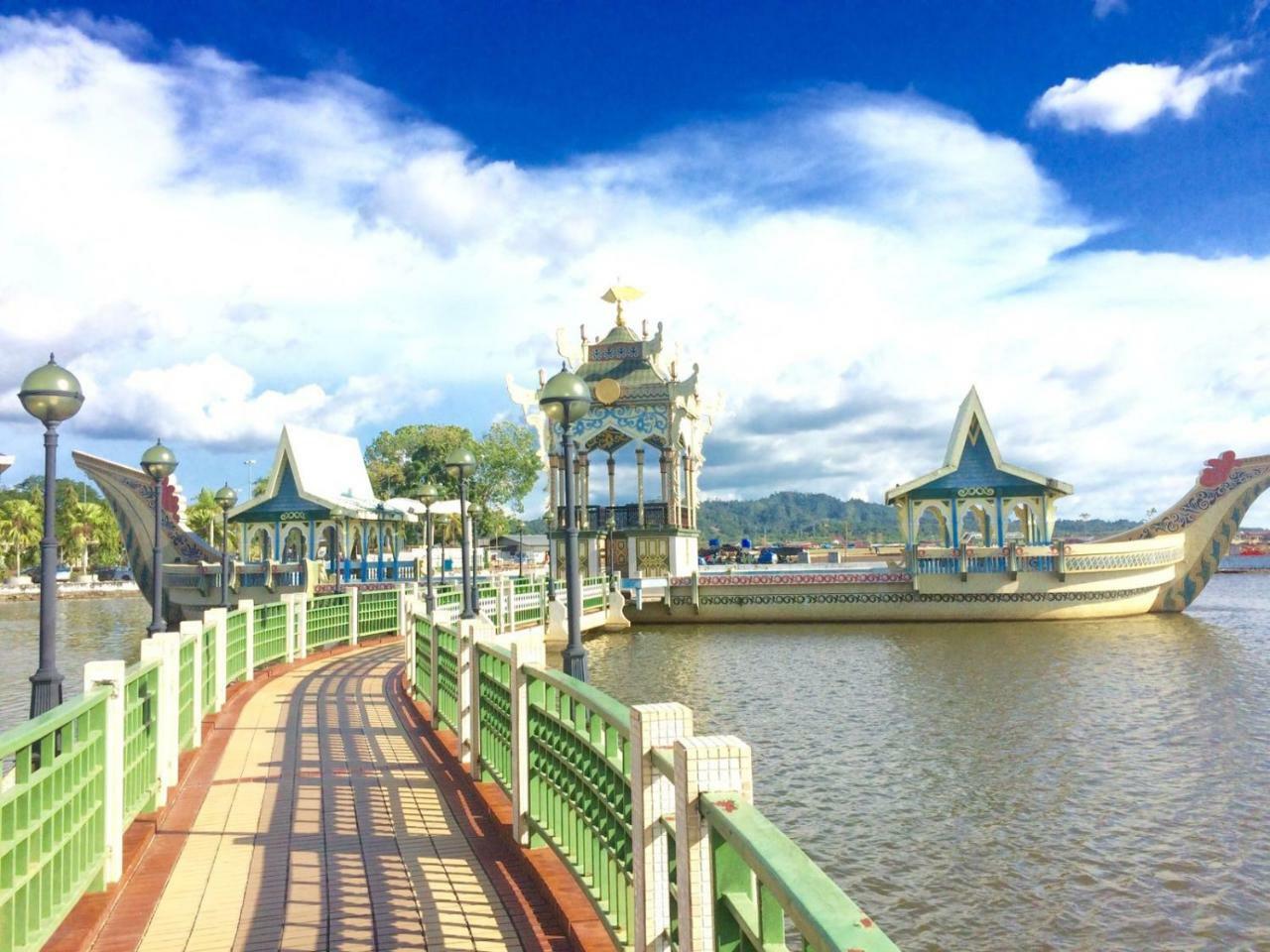 Ez Lodgings Kampong Gadong 外观 照片