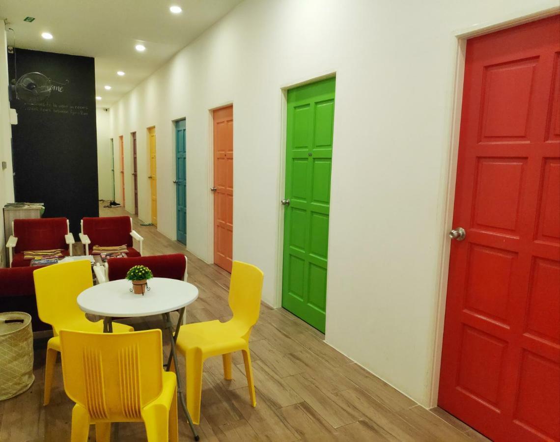 Ez Lodgings Kampong Gadong 外观 照片